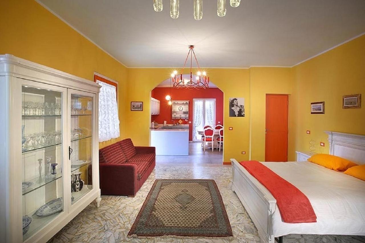 Ferienwohnung Attico Incerpi, Terrazza Sui Tetti Di Montecatini Terme Exterior foto