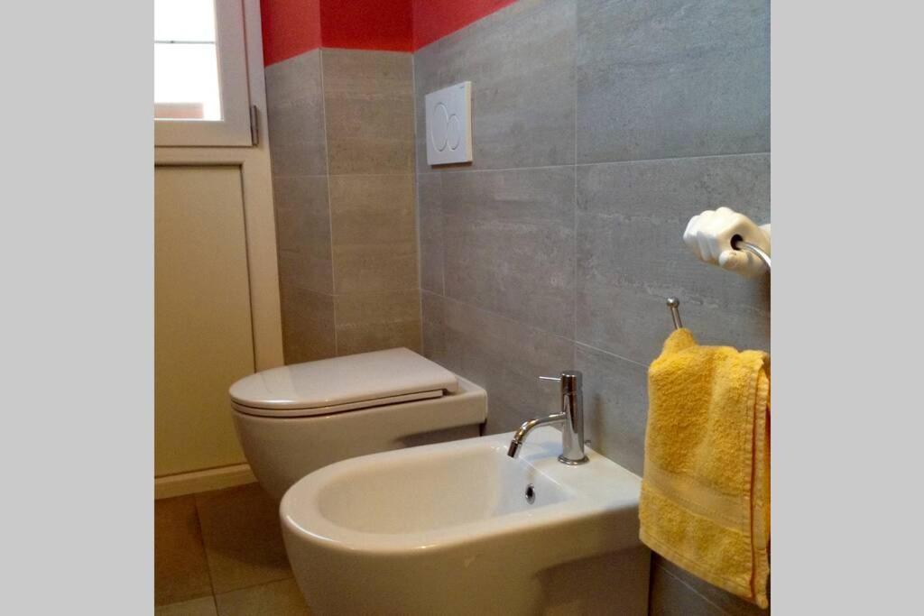 Ferienwohnung Attico Incerpi, Terrazza Sui Tetti Di Montecatini Terme Exterior foto