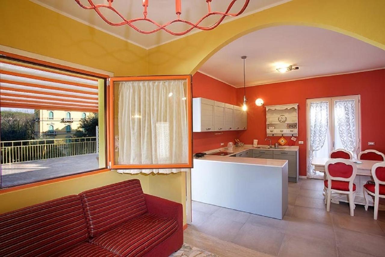 Ferienwohnung Attico Incerpi, Terrazza Sui Tetti Di Montecatini Terme Exterior foto