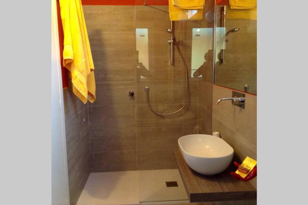 Ferienwohnung Attico Incerpi, Terrazza Sui Tetti Di Montecatini Terme Exterior foto